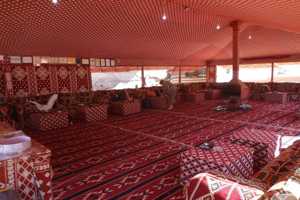 Obeid'S Bedouin Life Camp Hotel Wadi Rum Ngoại thất bức ảnh